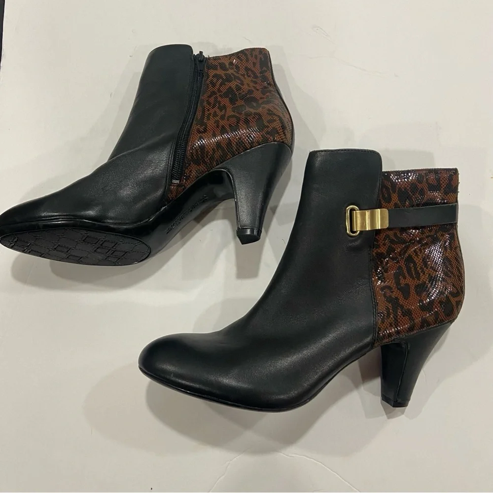 Naturalizer Lilly‎ Leather Ankle Boots Black Cheetah MSRP $149 Women's US 9.5M